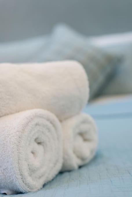 Self Catering , City Centre Apartment With Parking Эдинбург Экстерьер фото